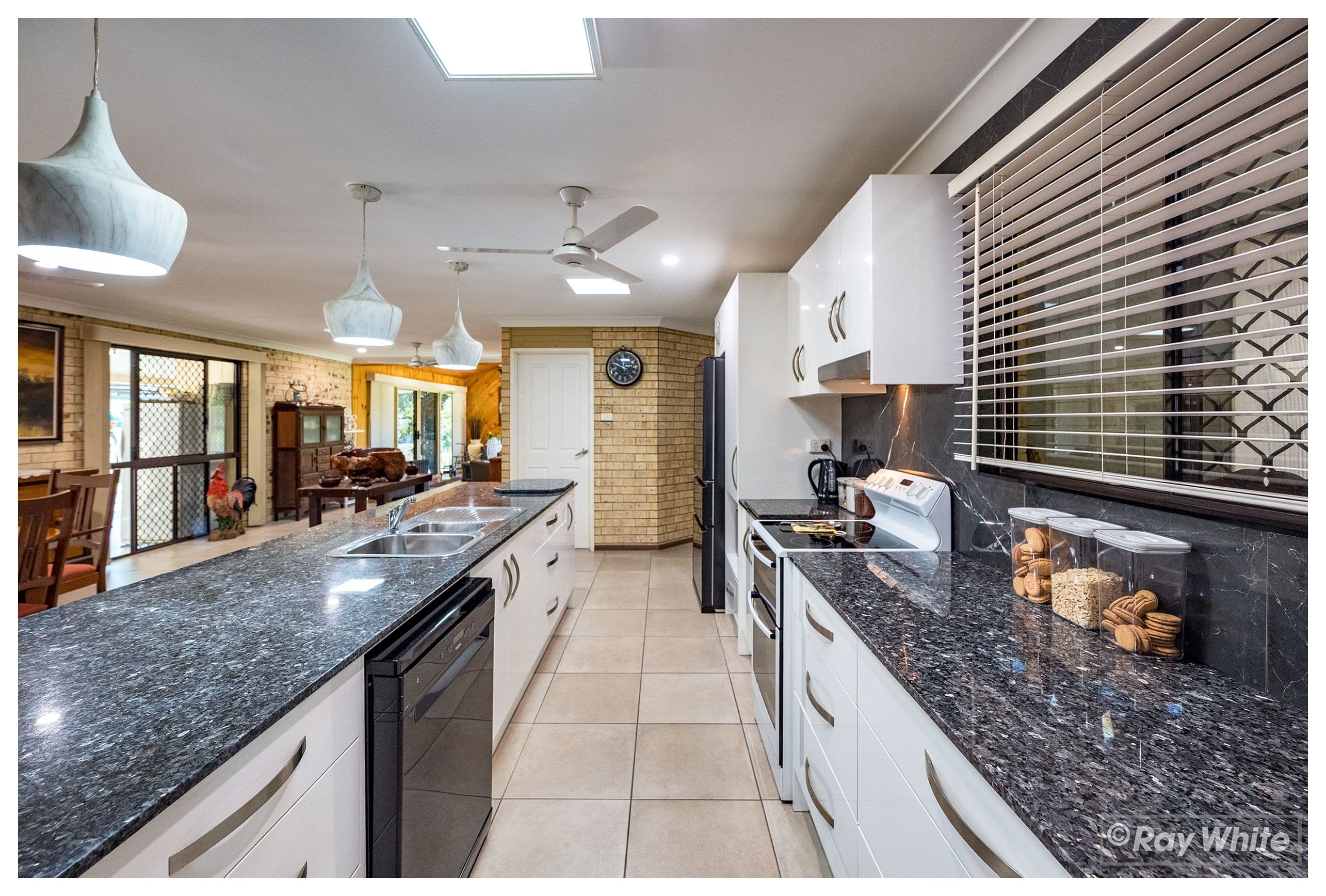 89 Emu Park Road, Nerimbera QLD 4701, Nerimbera - Thumbnail 4