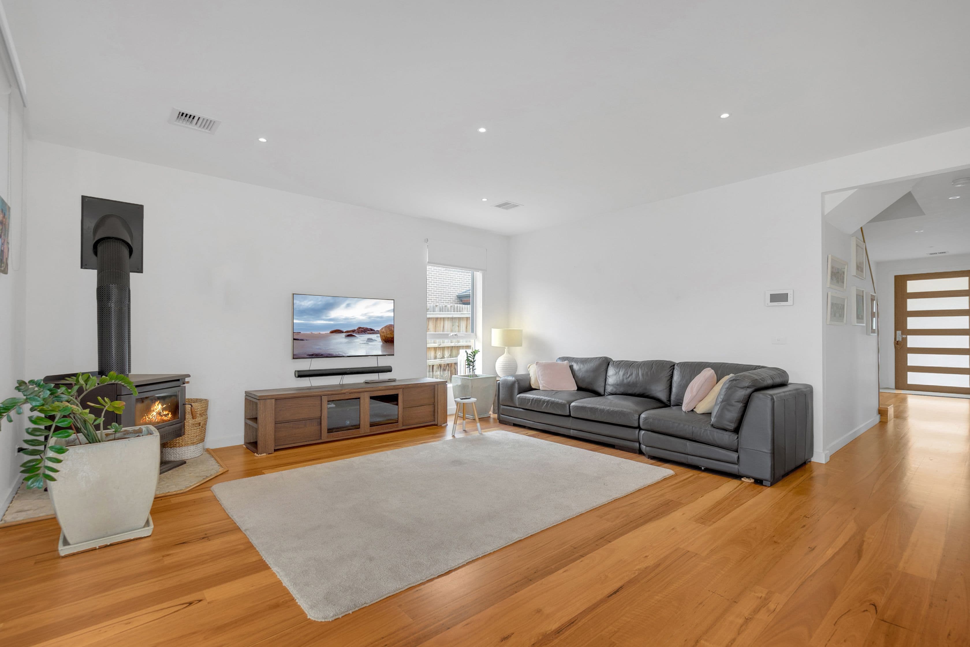 4 Joeys Run, South Morang VIC 3752, South Morang - Thumbnail 8