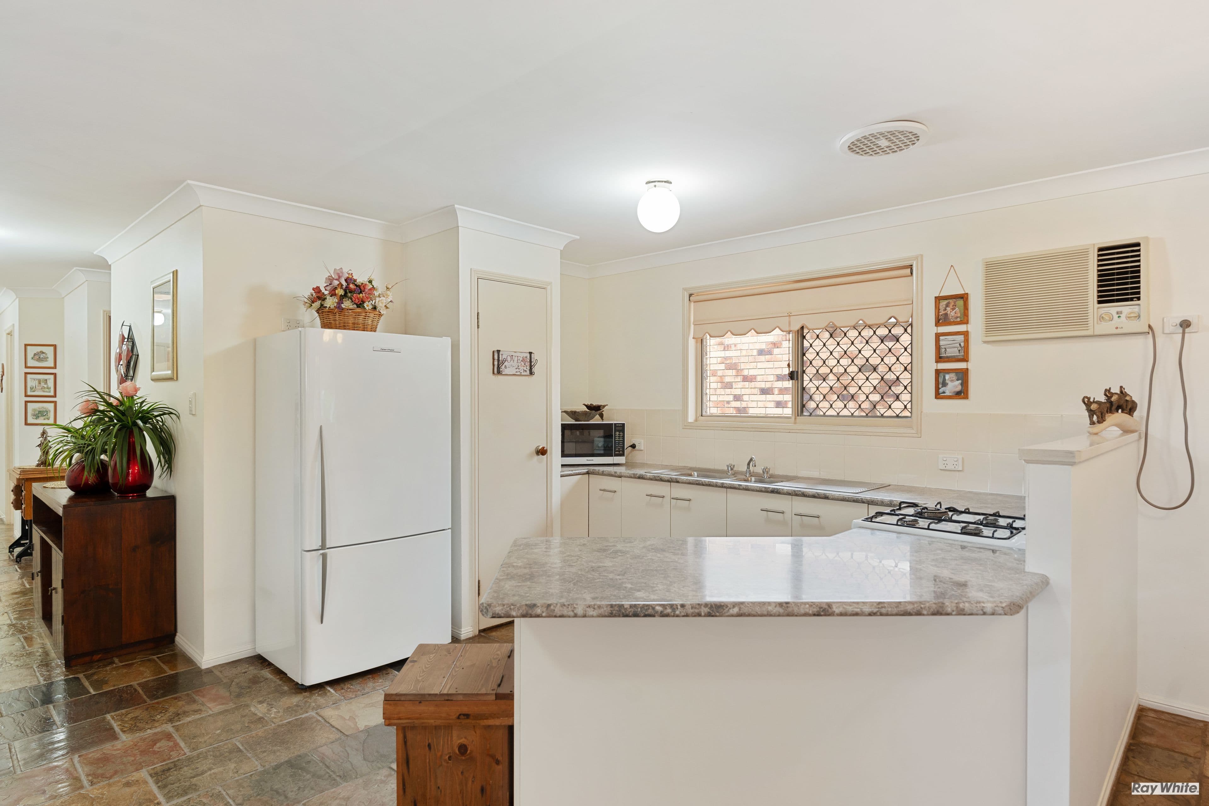9 Lanata Crescent, Forest Lake QLD 4078, Forest Lake - Thumbnail 3