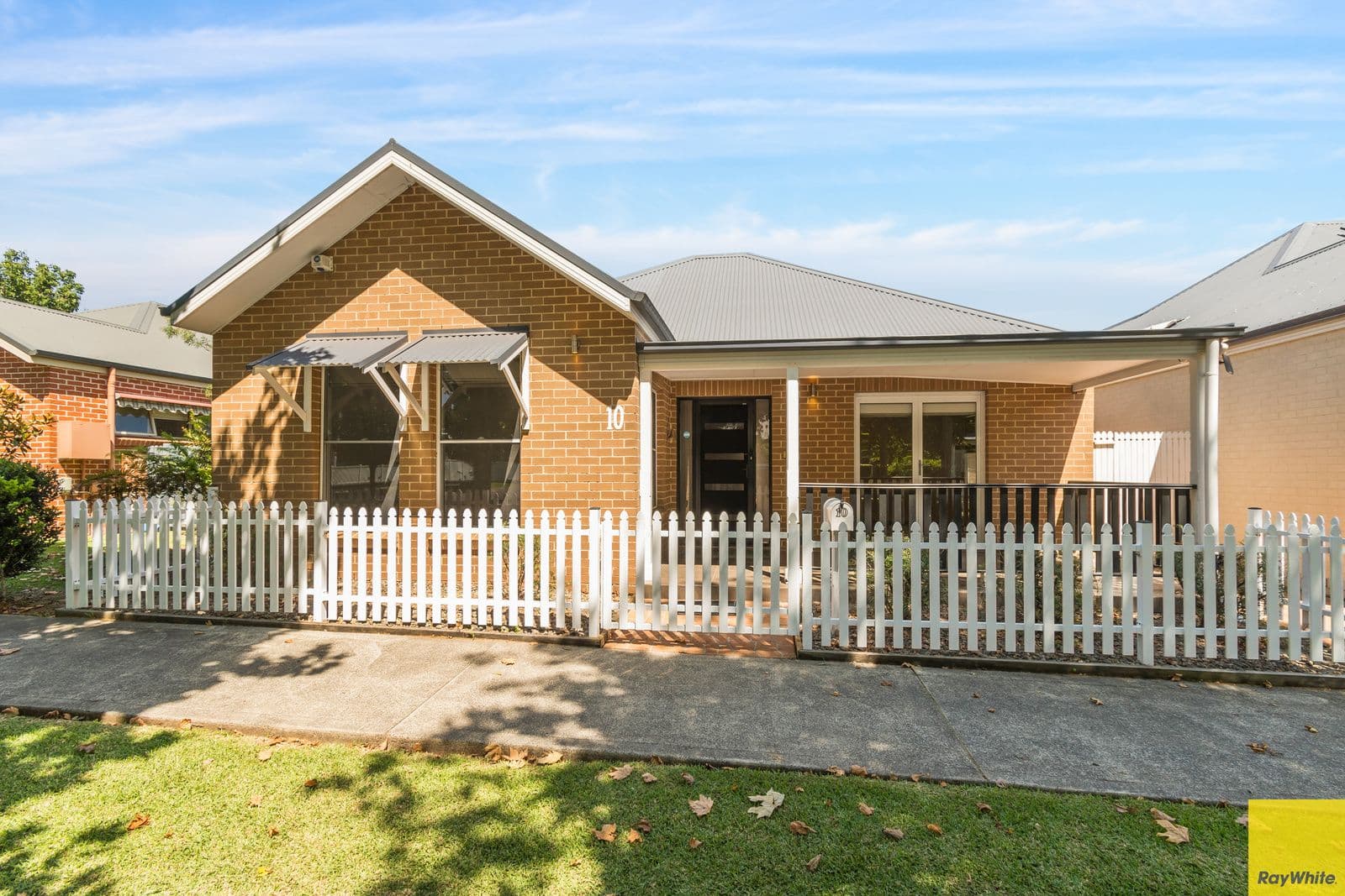 10 Broughton Avenue, Tullimbar NSW 2527, Tullimbar - Image 1
