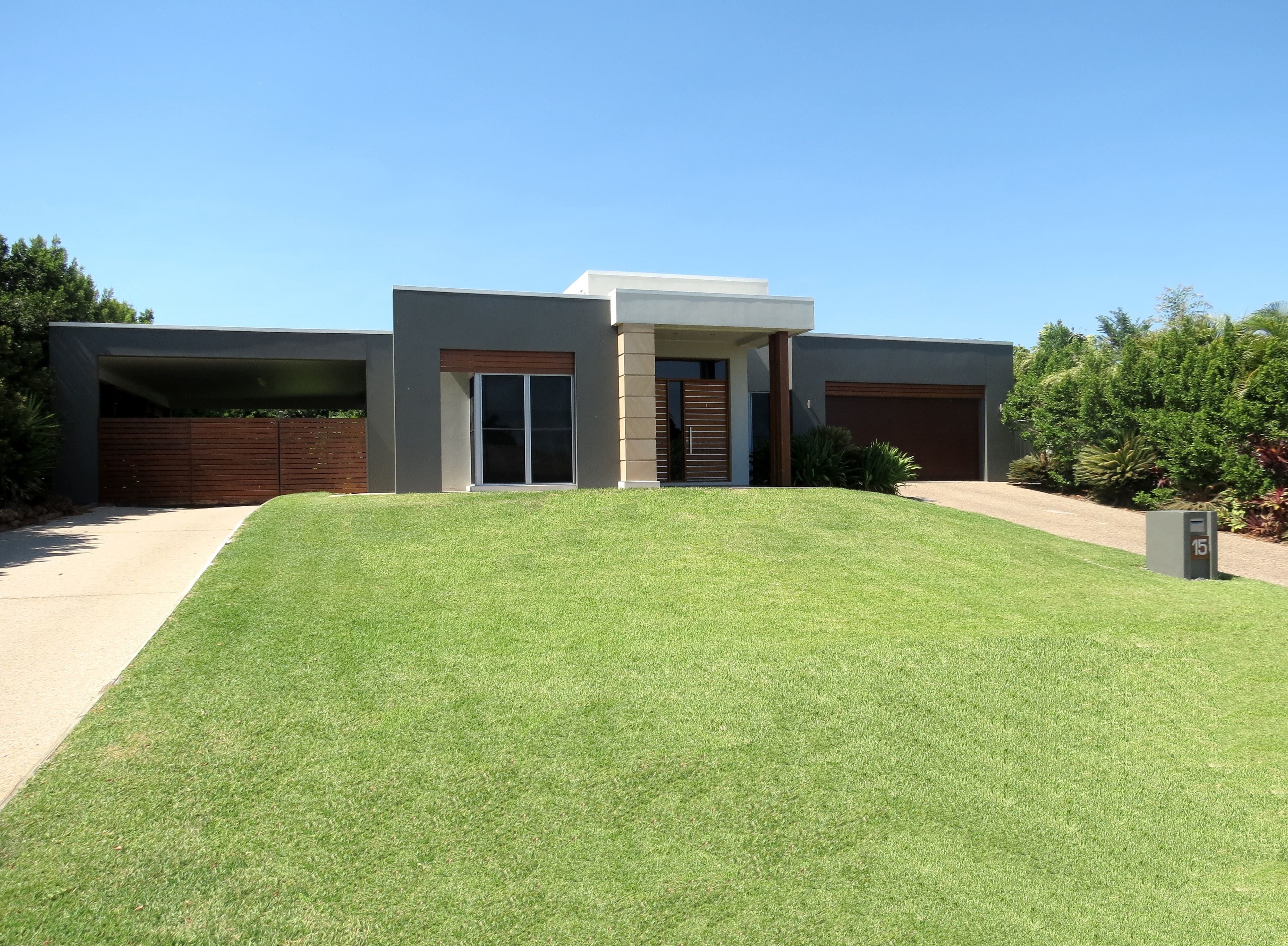 15 Morgan Place, Emerald QLD 4720, Emerald - Image 1