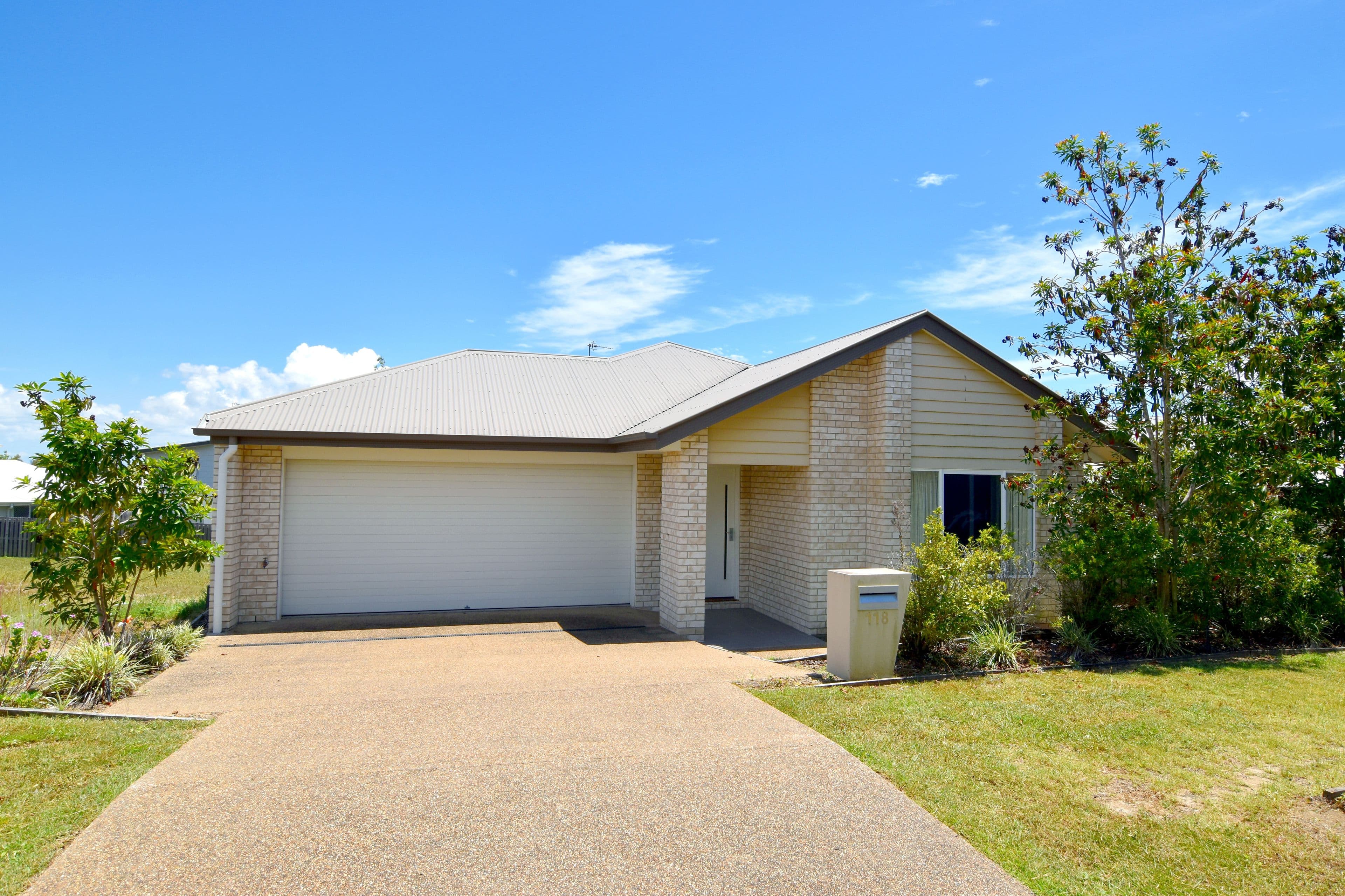 118 Emmadale Drive, New Auckland QLD 4680, New Auckland - Thumbnail 2