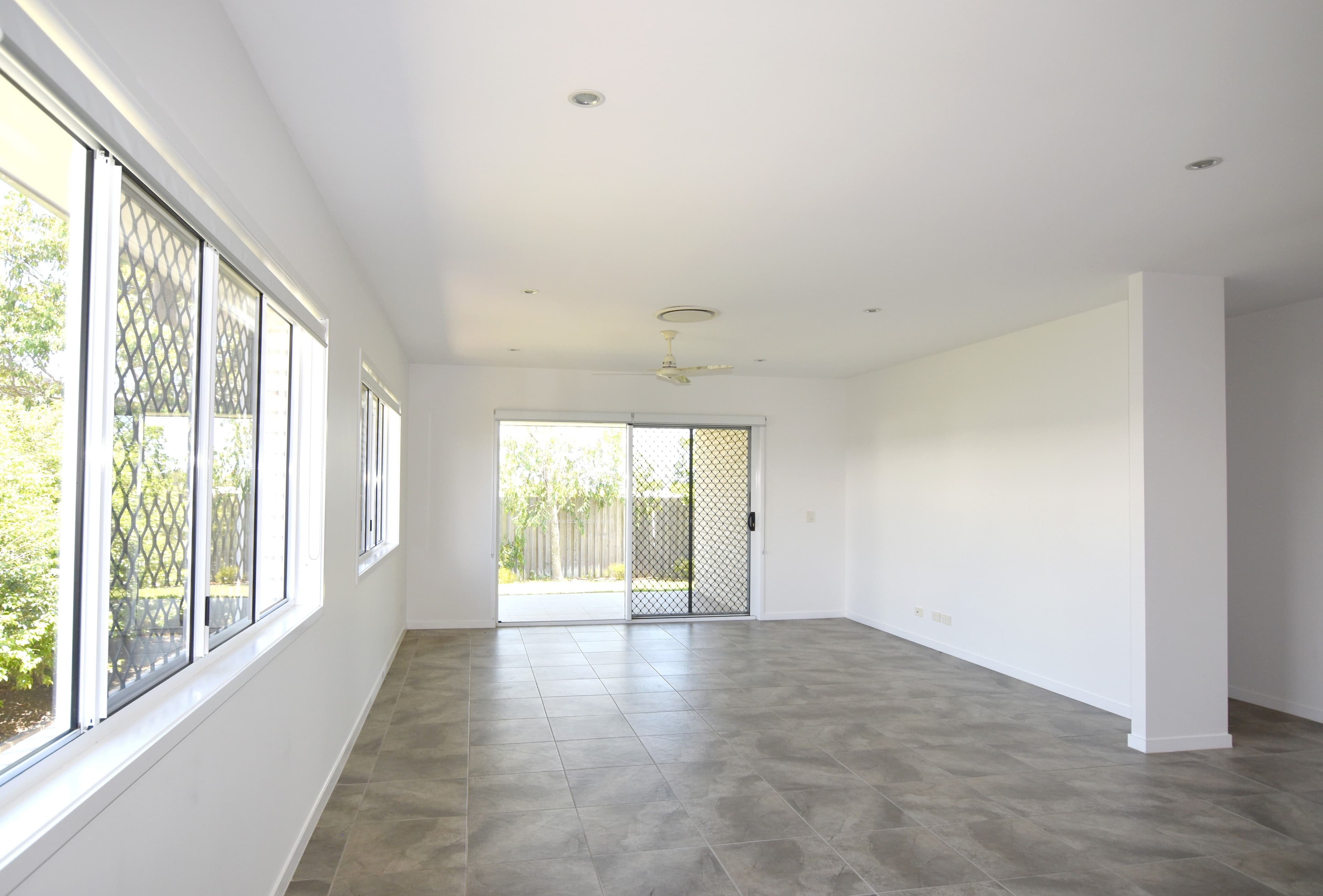 118 Emmadale Drive, New Auckland QLD 4680, New Auckland - Thumbnail 7