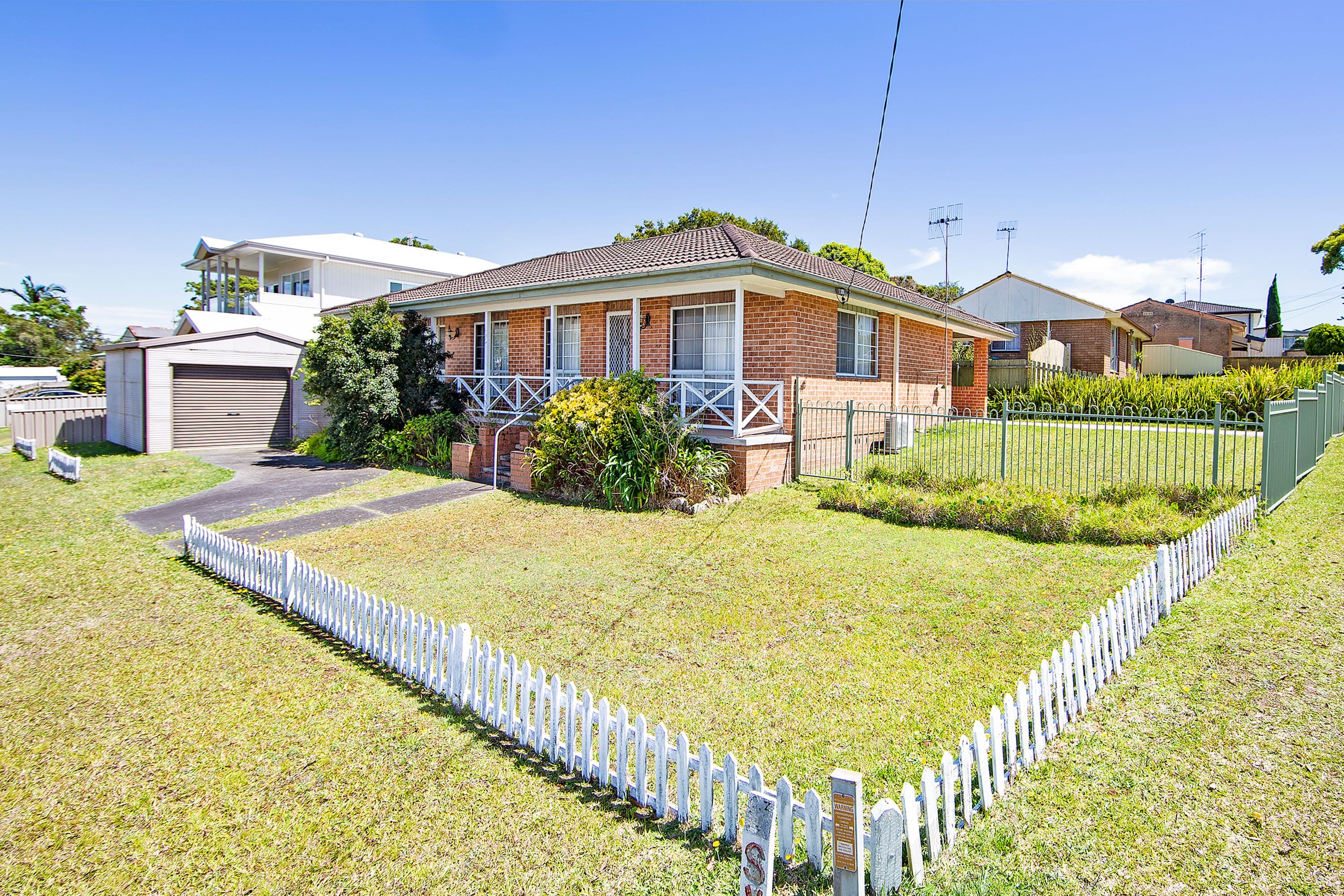 64 Laelana Avenue, Halekulani NSW 2262, Halekulani - Image 1