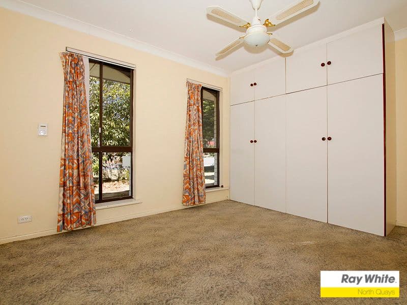 45  Warburton  Avenue, PADBURY WA 6025, Padbury - Thumbnail 7