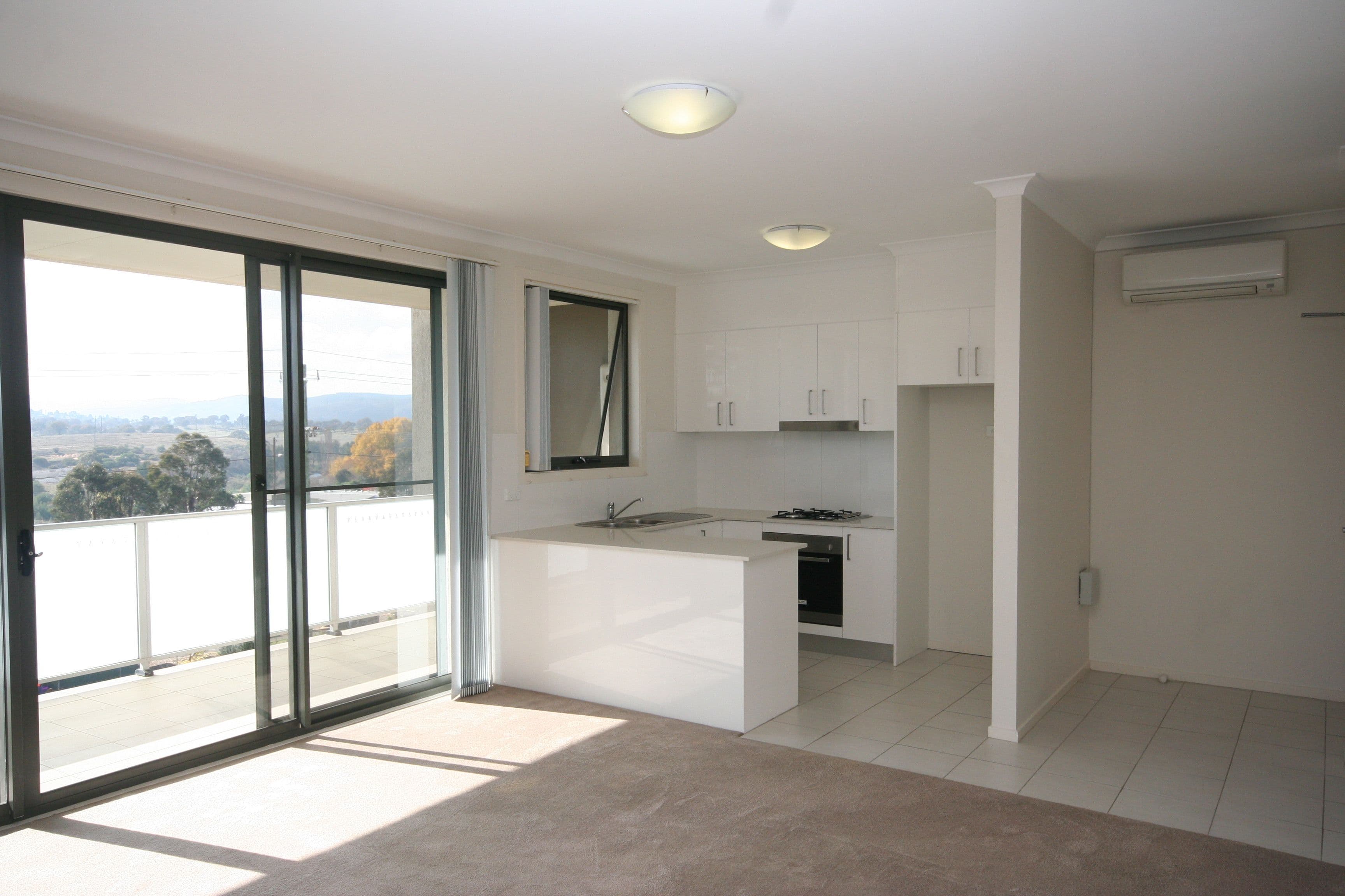88 Henderson Road, Queanbeyan NSW 2620, Queanbeyan - Thumbnail 6