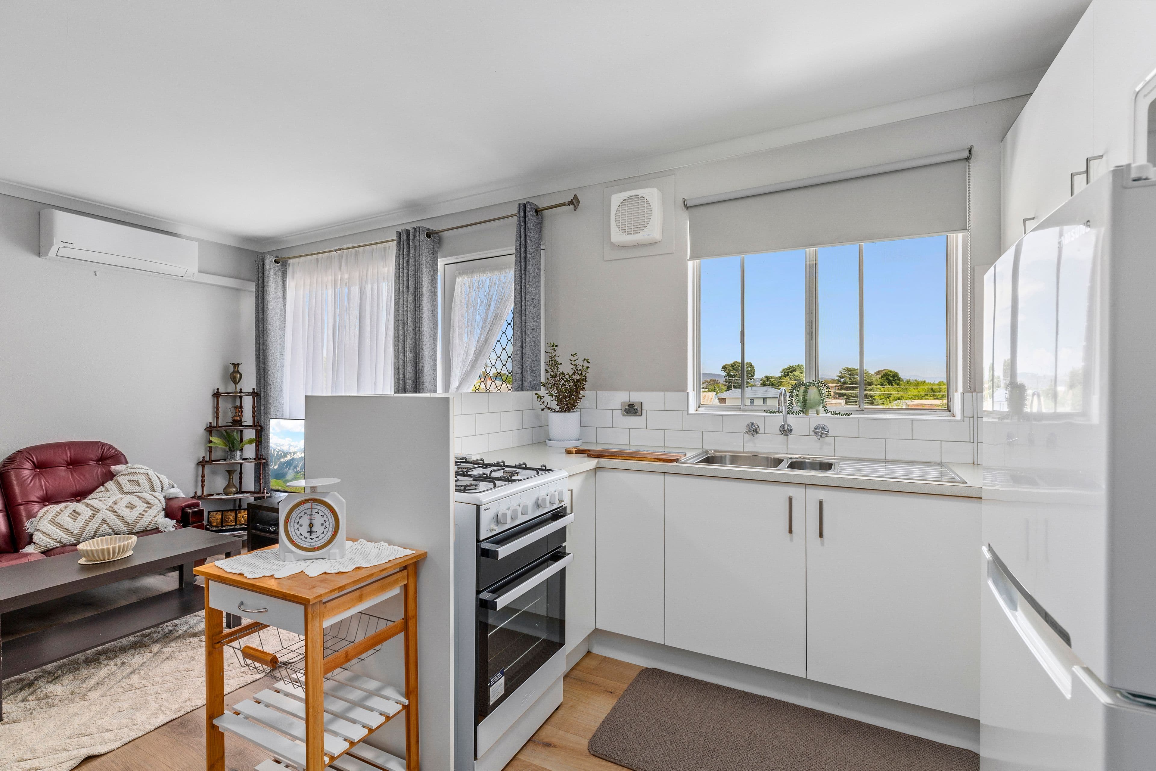 12 Federal Avenue, Crestwood NSW 2620, Crestwood - Thumbnail 8