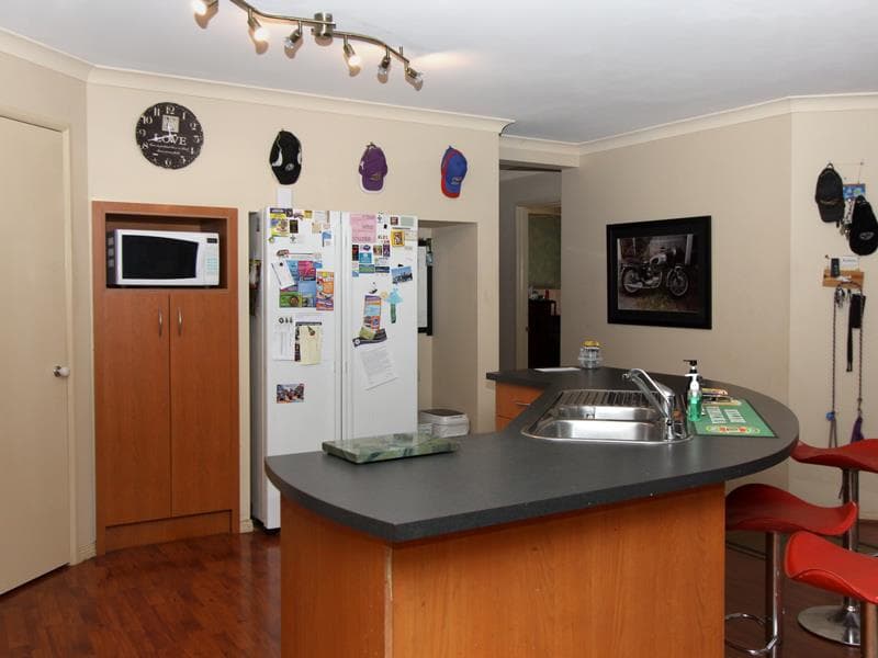 2/392 Princes Highway, Werribee - Thumbnail 3