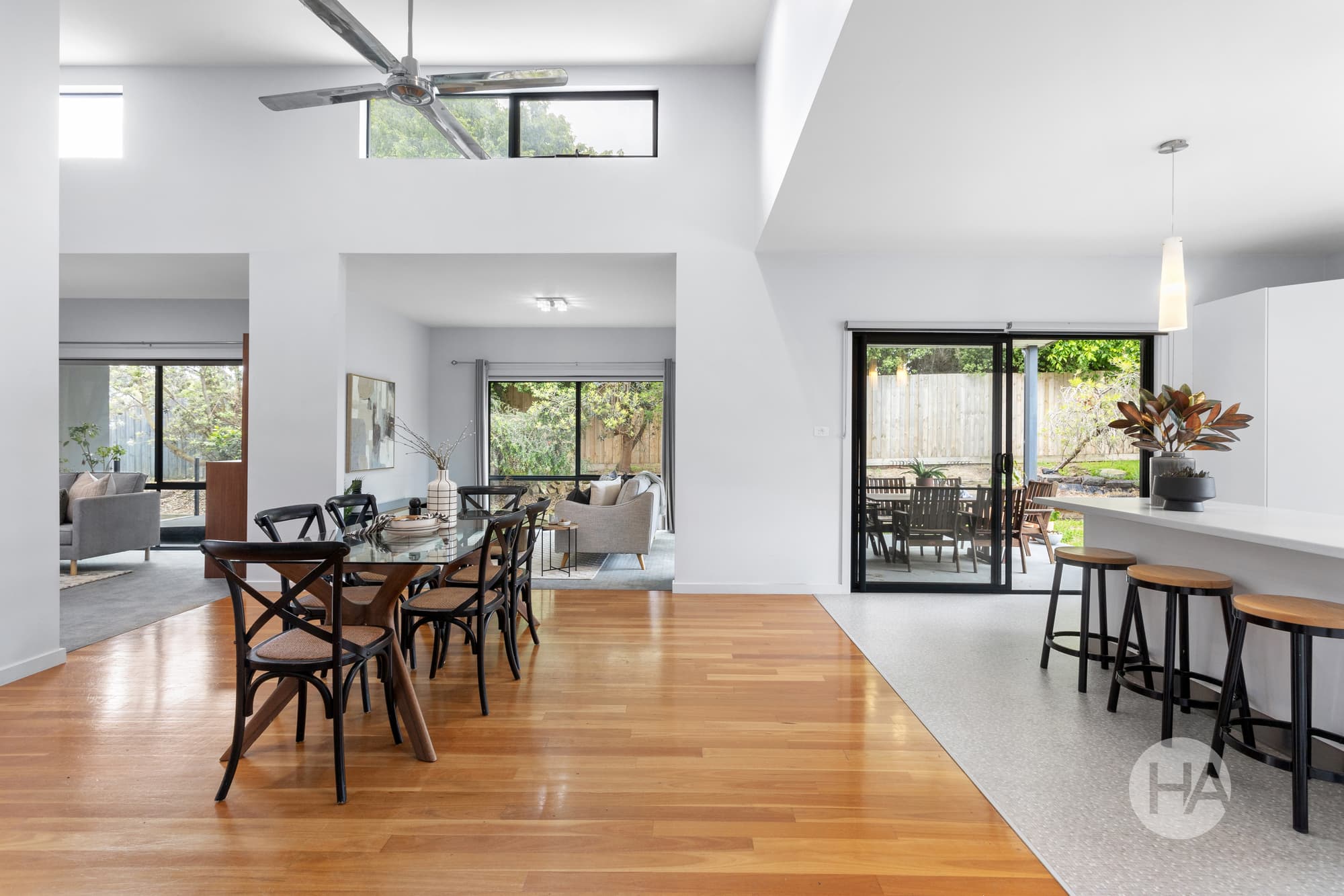 30 Sunshine Drive, MOUNT MARTHA, Mount Martha - Thumbnail 2