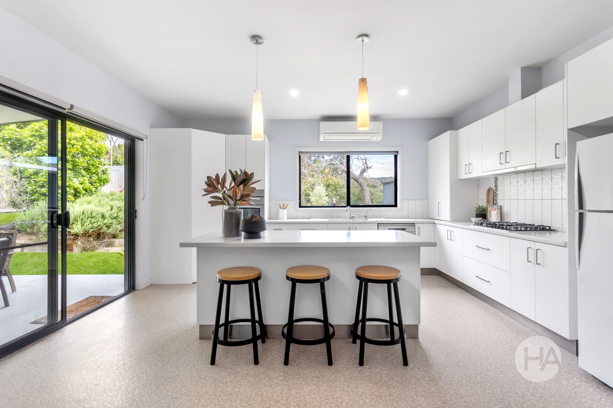 30 Sunshine Drive, MOUNT MARTHA, Mount Martha - Thumbnail 5