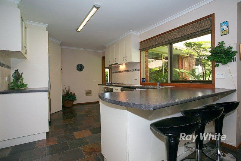 9 Butler Court, CRANBOURNE VIC 3977, Cranbourne - Thumbnail 8
