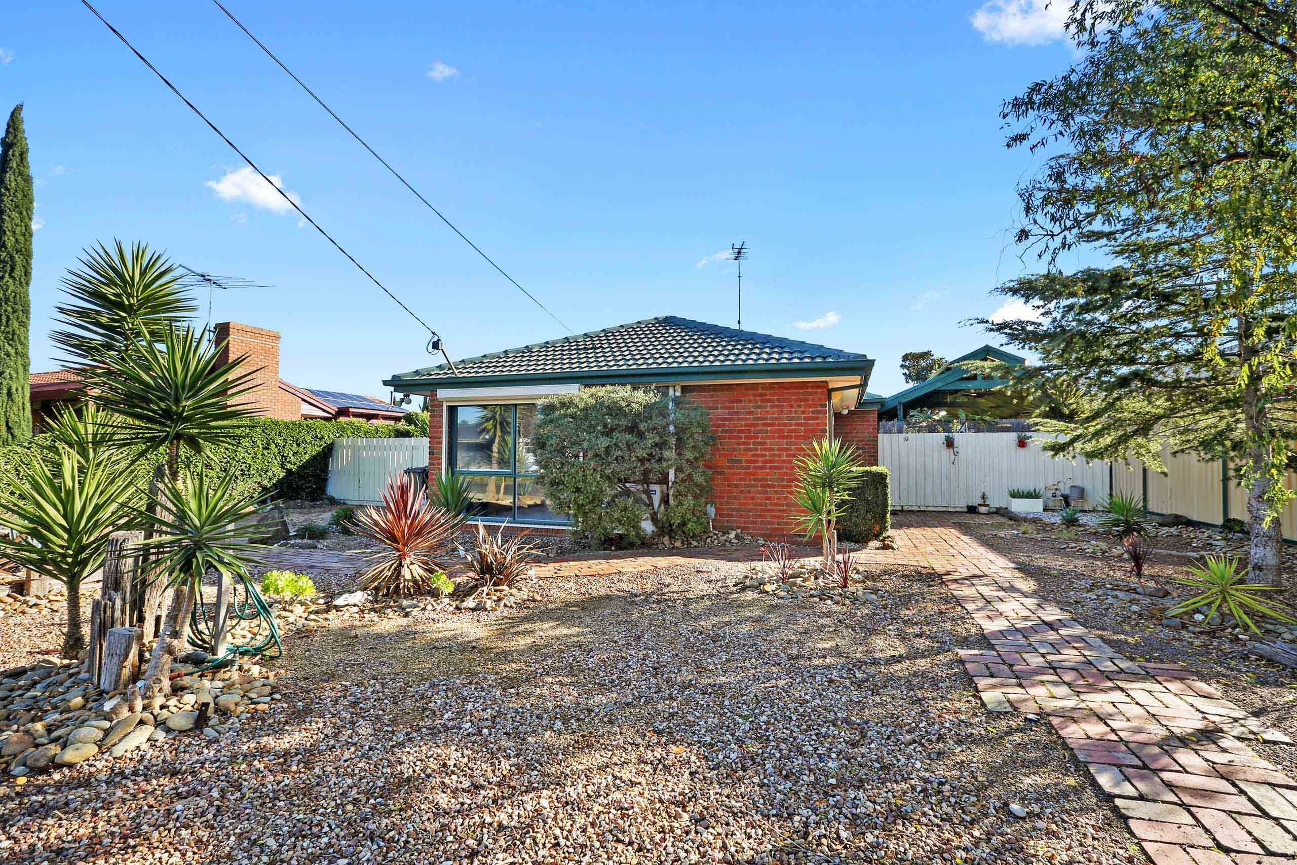 19 Cameron Crescent, Lara VIC 3212, Lara - Thumbnail 5