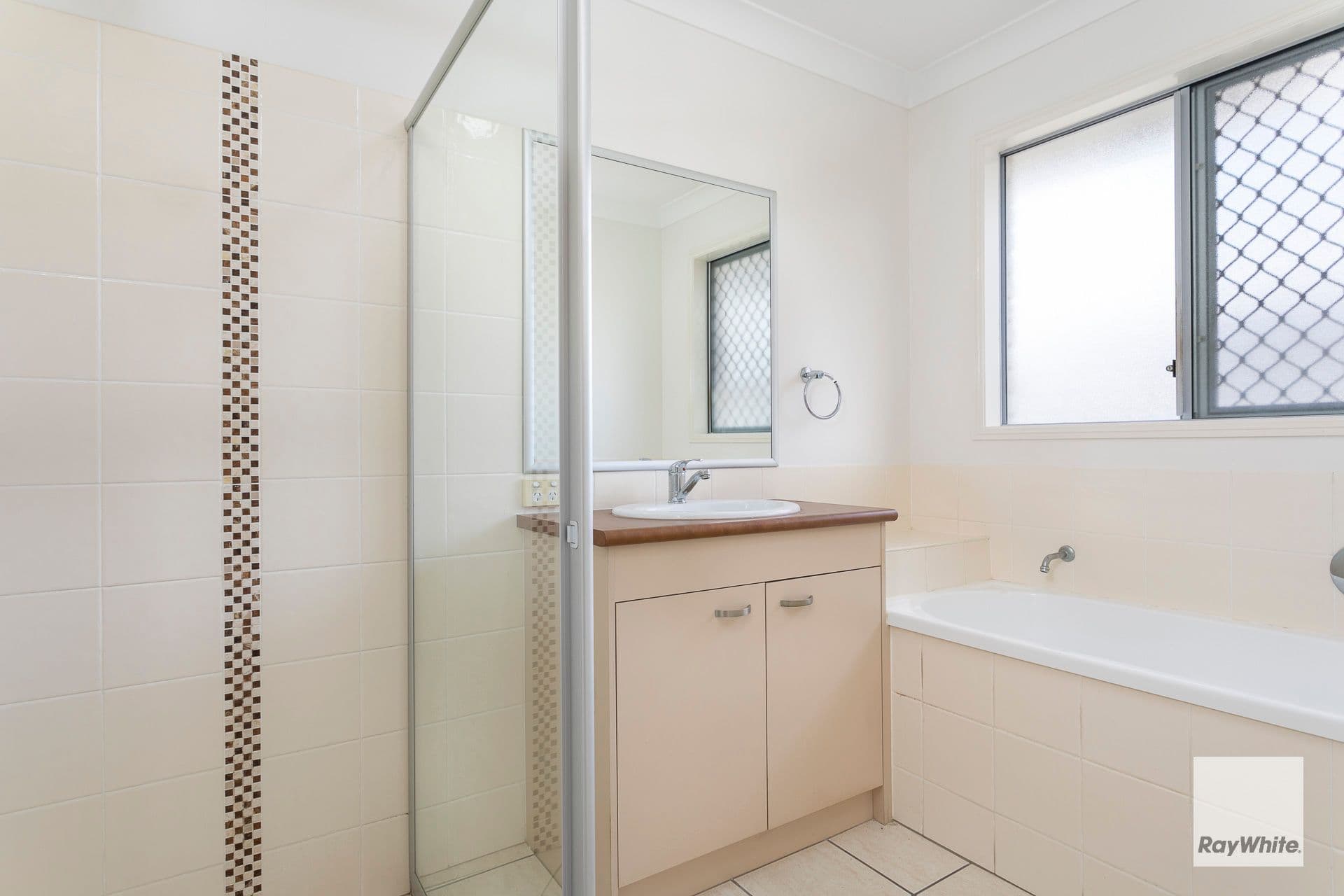 5 Fiddlewood Street, Victoria Point QLD 4165, Victoria Point - Thumbnail 8