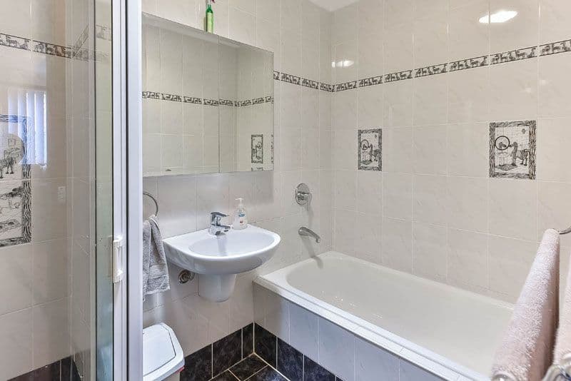12 Blackbutt Avenue, Bradbury - Thumbnail 6