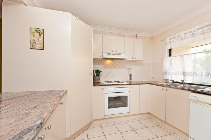 108 Meadowlands Road, CARINA QLD 4152, Carina - Thumbnail 5
