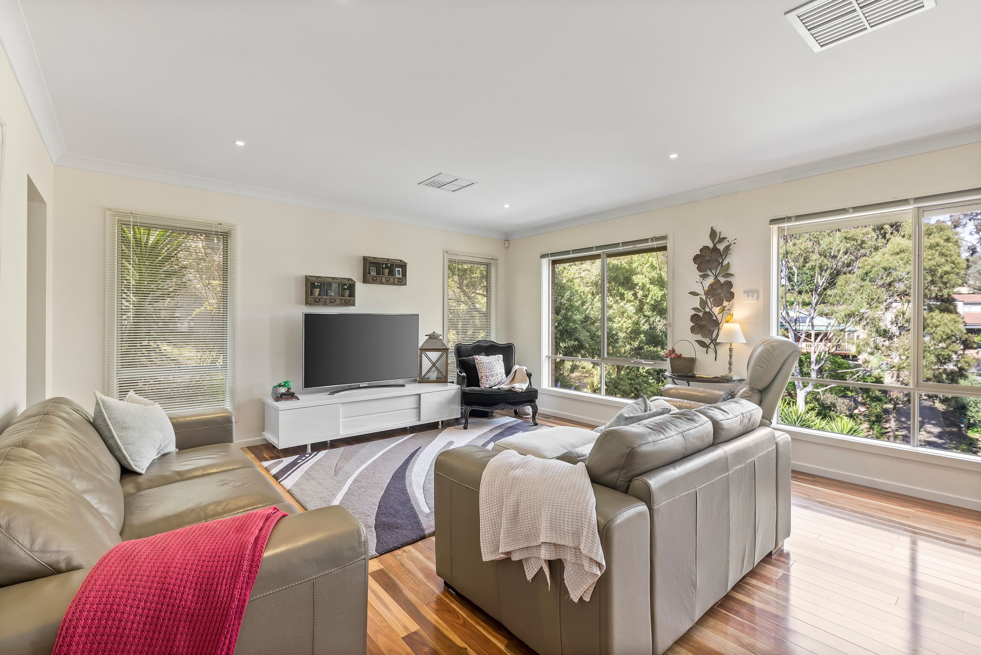 10 Valley Way, Warrandyte VIC 3113, Warrandyte - Thumbnail 2