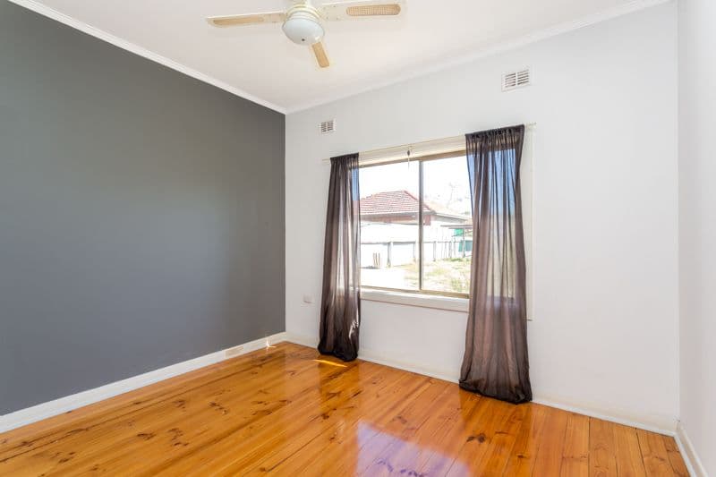 11 Balranald Street, LARGS BAY SA 5016, Largs Bay - Thumbnail 4
