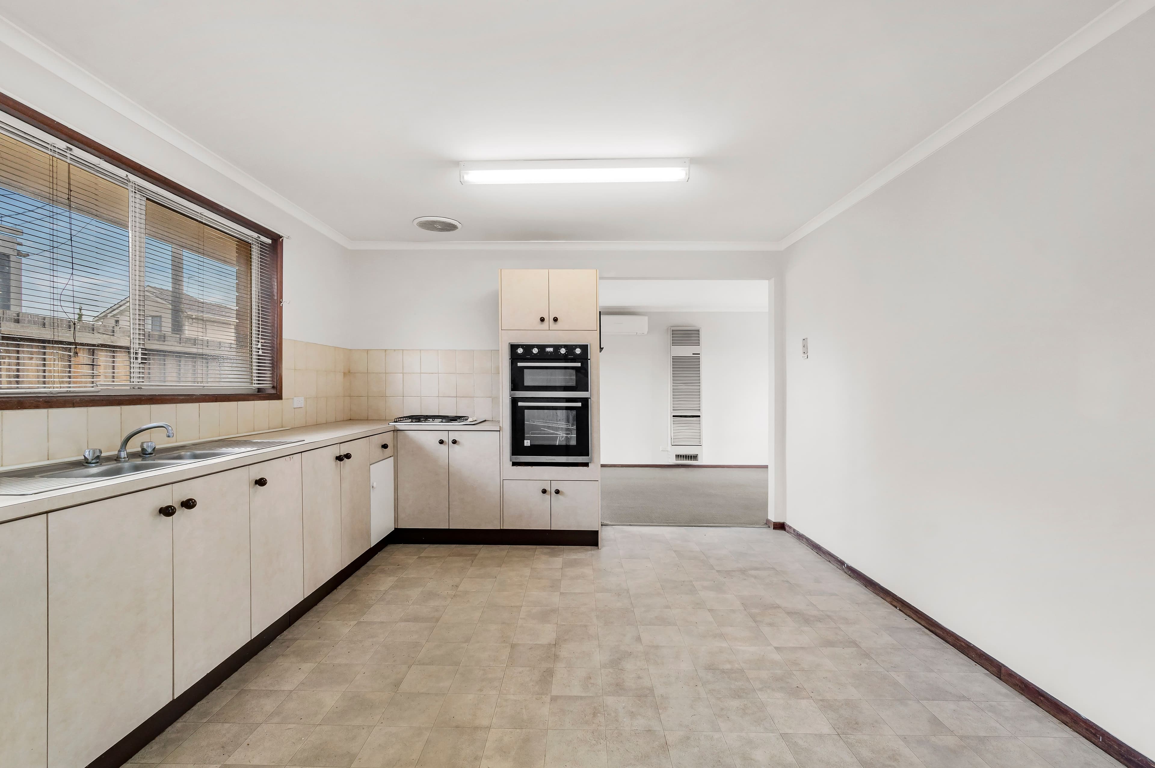 13 Aranda Place, Epping VIC 3076, Epping - Thumbnail 3