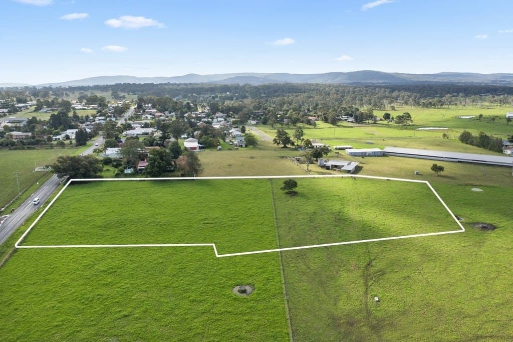 1/46 High Street, Wallalong - Thumbnail 2