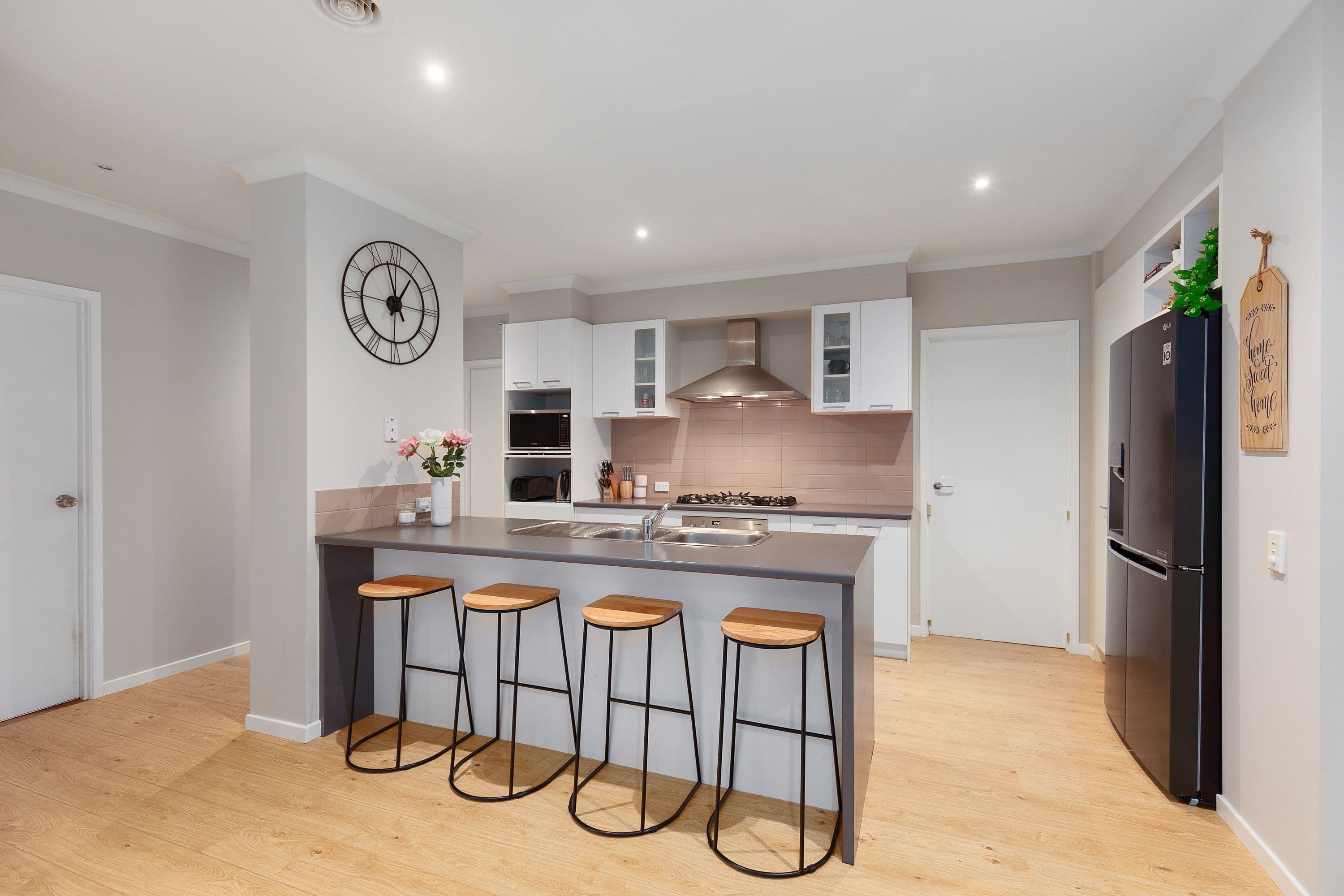 23 St Johns Court, South Morang VIC 3752, South Morang - Thumbnail 2