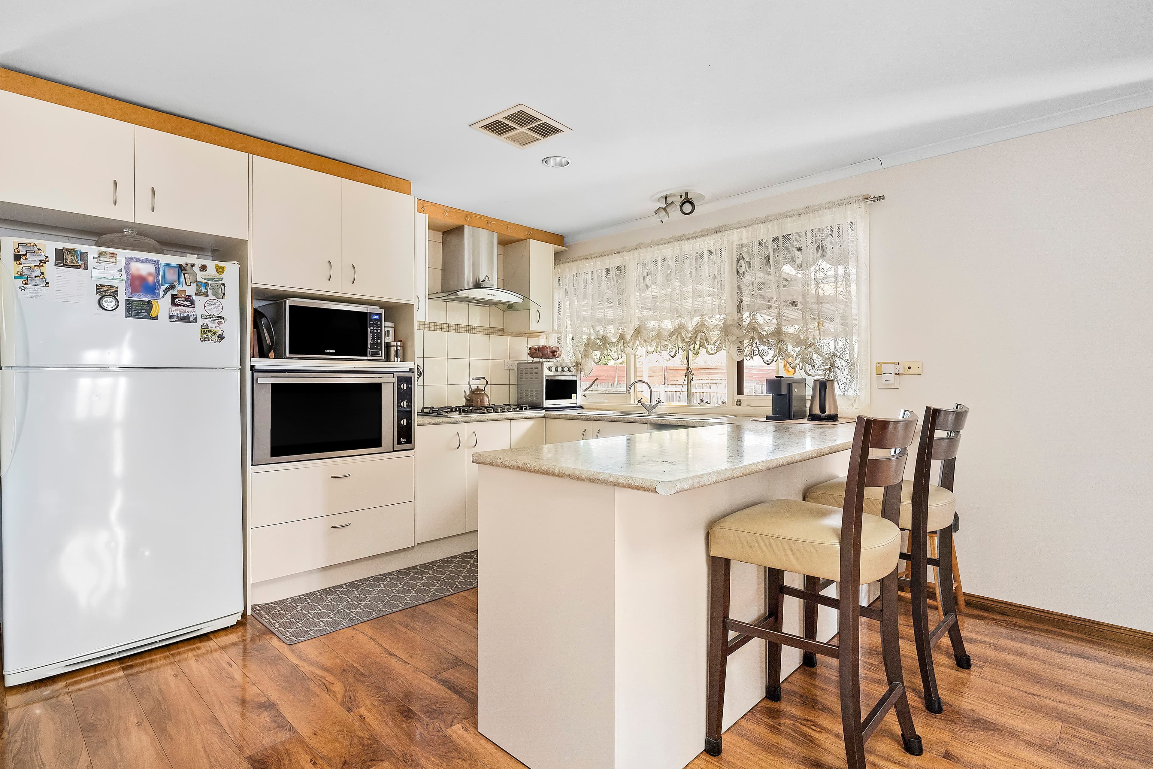 24 Lyrebird Drive, Carrum Downs VIC 3201, Carrum Downs - Thumbnail 3