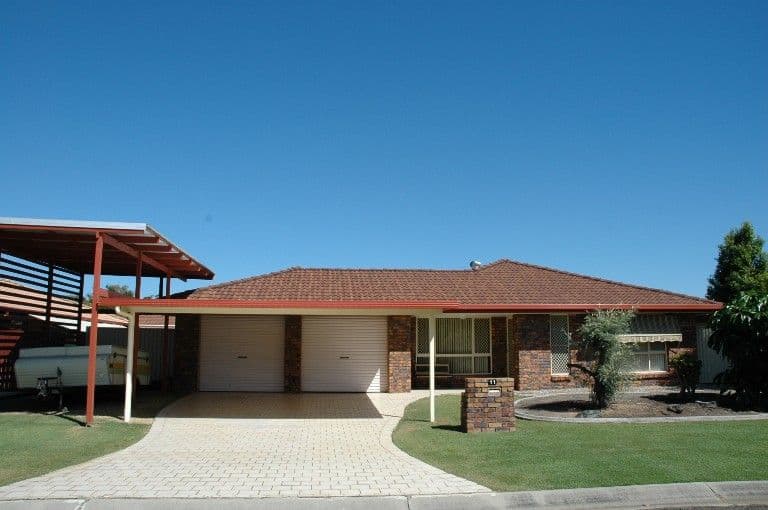 11  Hampshire Court, KIPPA-RING QLD 4021, Kippa-Ring - Thumbnail 2