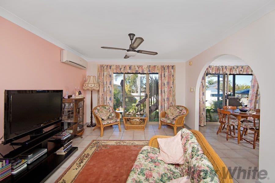 85 Laelana Avenue, Budgewoi NSW 2262, Budgewoi - Thumbnail 3