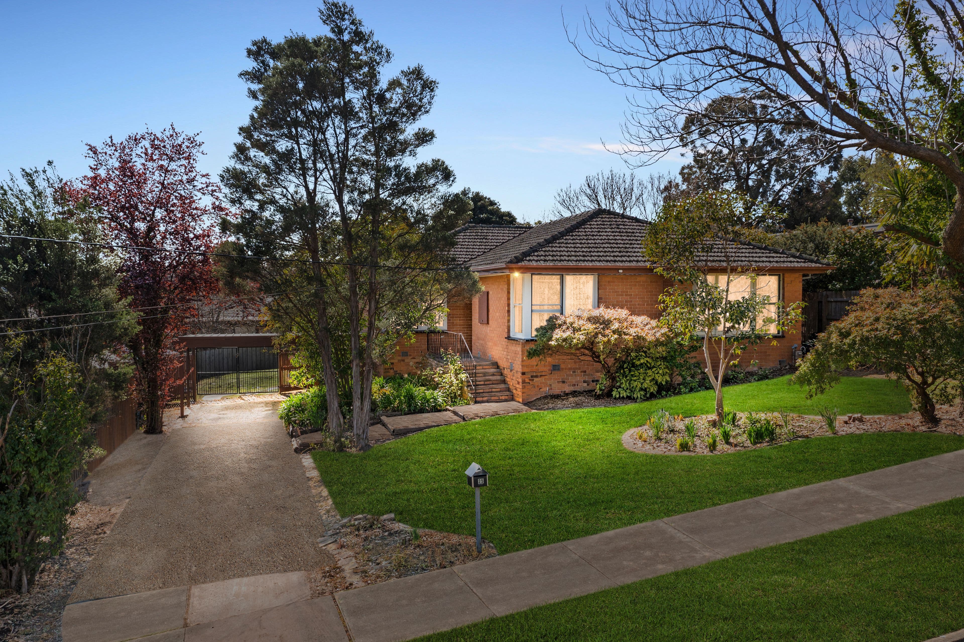 25 Marlow Street, Mooroolbark VIC 3138, Mooroolbark - Image 1