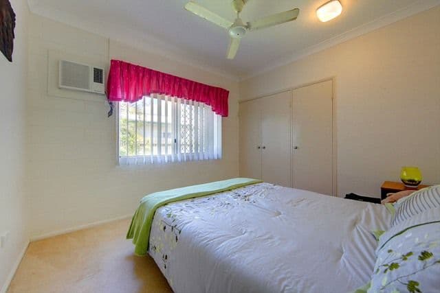 15 Arawa Street, KELSO QLD 4815, Kelso - Thumbnail 8