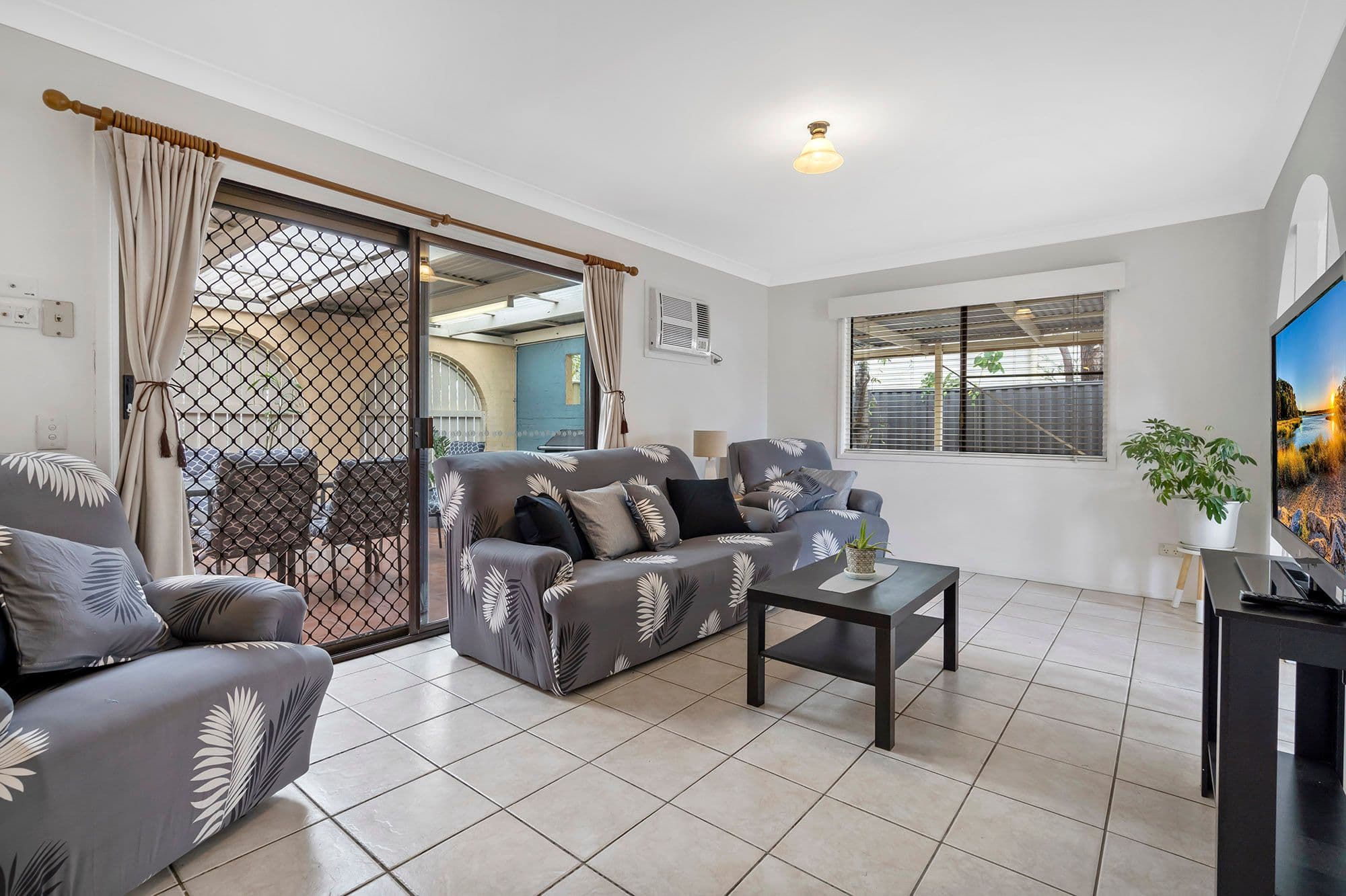 4 Garnett Street, Slacks Creek QLD 4127, Slacks Creek - Thumbnail 2