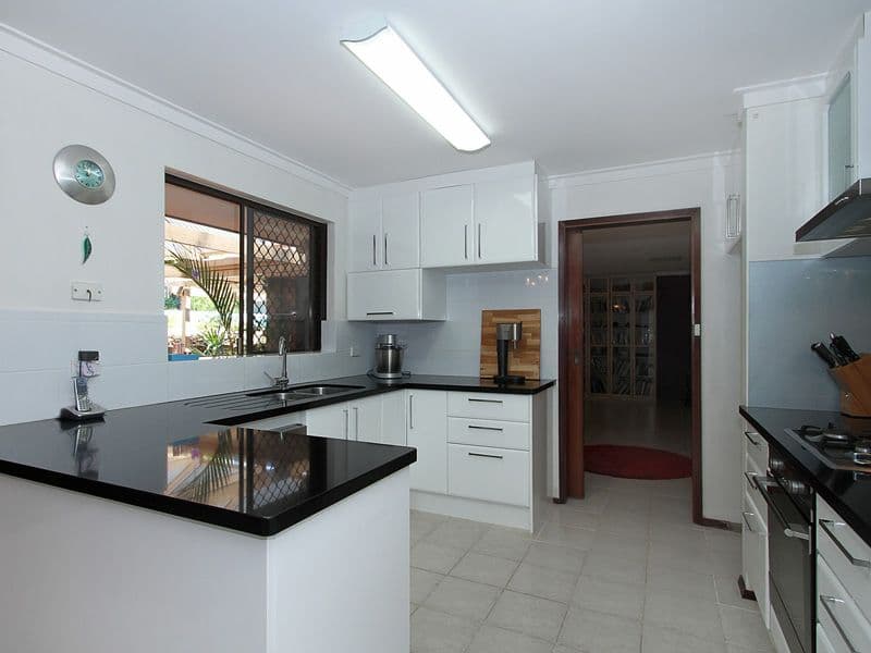 38 Eglinton Crescent, HAMERSLEY WA 6022, Hamersley - Thumbnail 2
