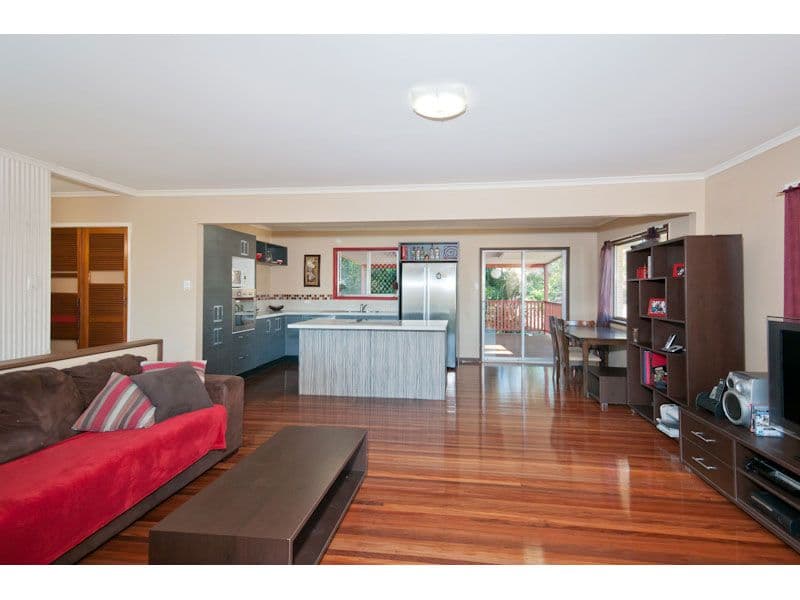 19 Parnoolar Crescent, FERNY HILLS QLD 4055, Ferny Hills - Thumbnail 5