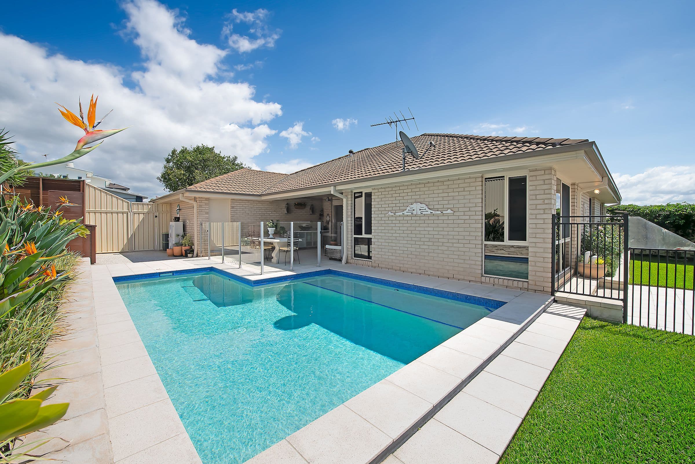 7 Pratincole Close, Mango Hill QLD 4509, Mango Hill - Thumbnail 2