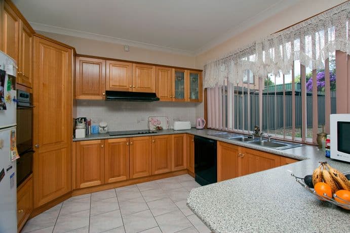 10 Francesco Crescent, BELLA VISTA NSW 2153, Bella Vista - Thumbnail 3