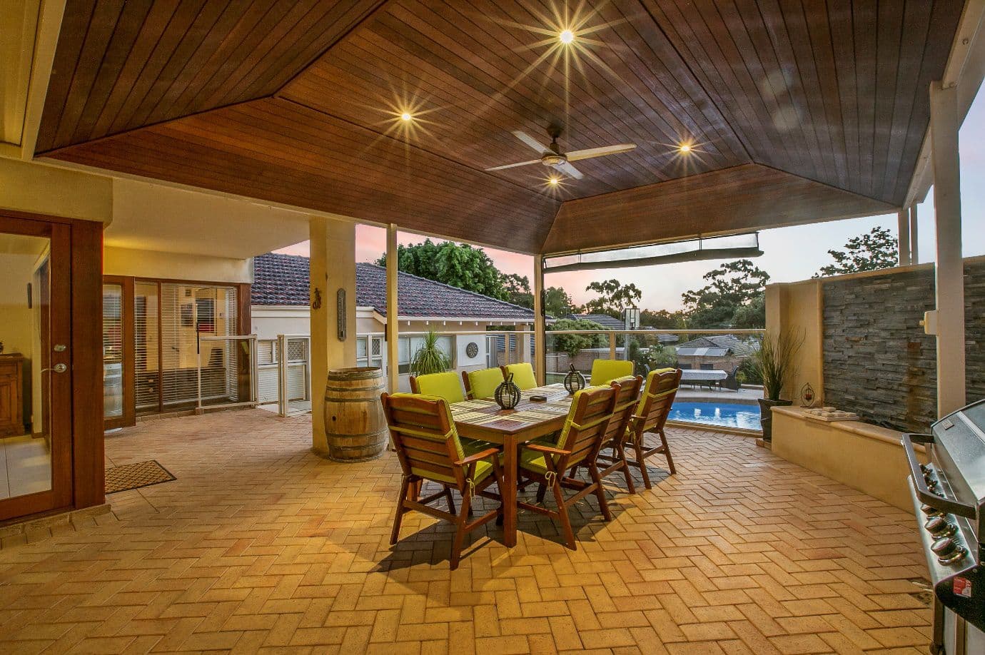 107 Welwyn Avenue, Salter Point WA 6152, Salter Point - Thumbnail 2