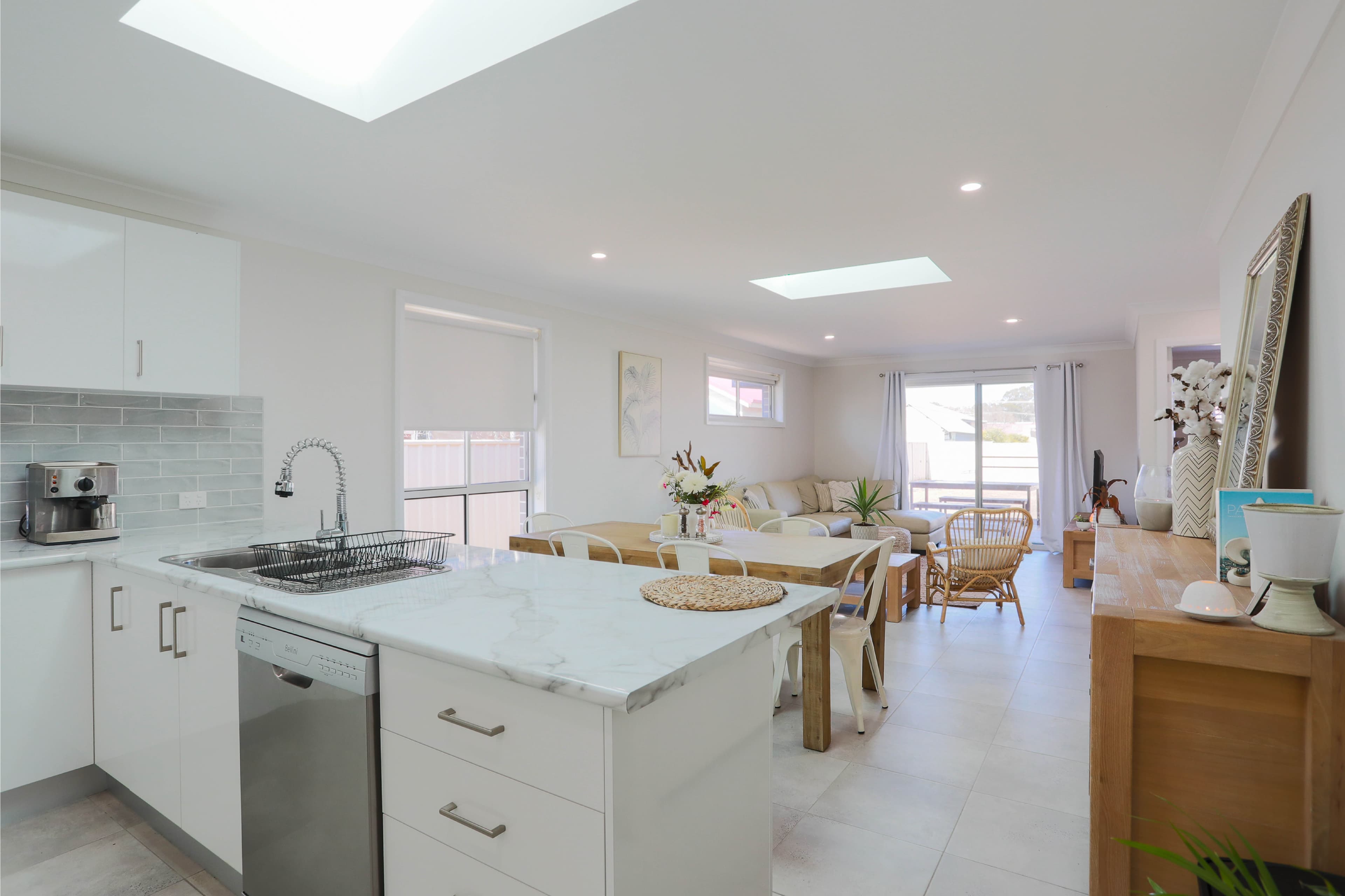 8 Enid Street, Armidale NSW 2350, Armidale - Thumbnail 2