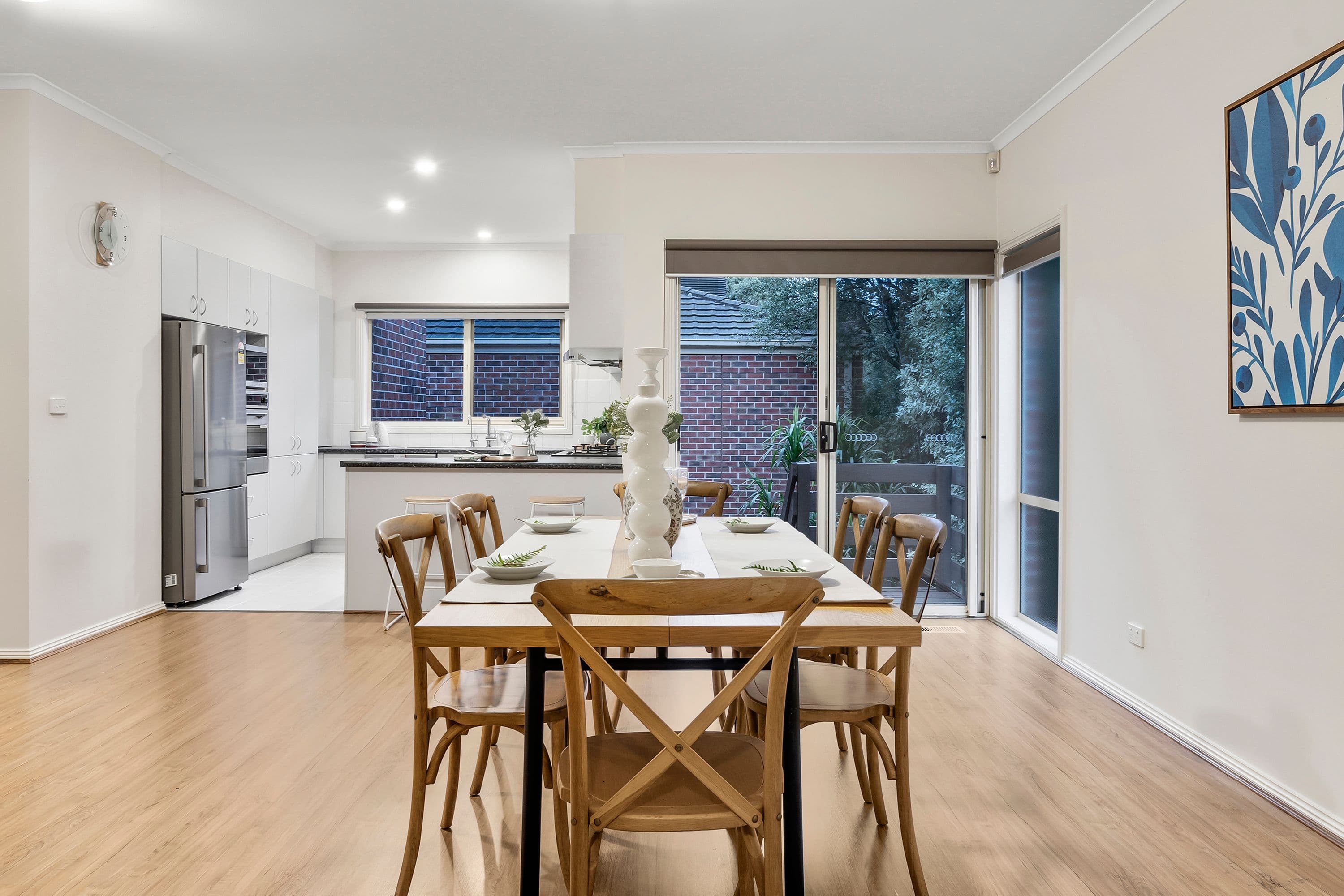 325-327 Gallaghers Road, Glen Waverley VIC 3150, Glen Waverley - Thumbnail 3