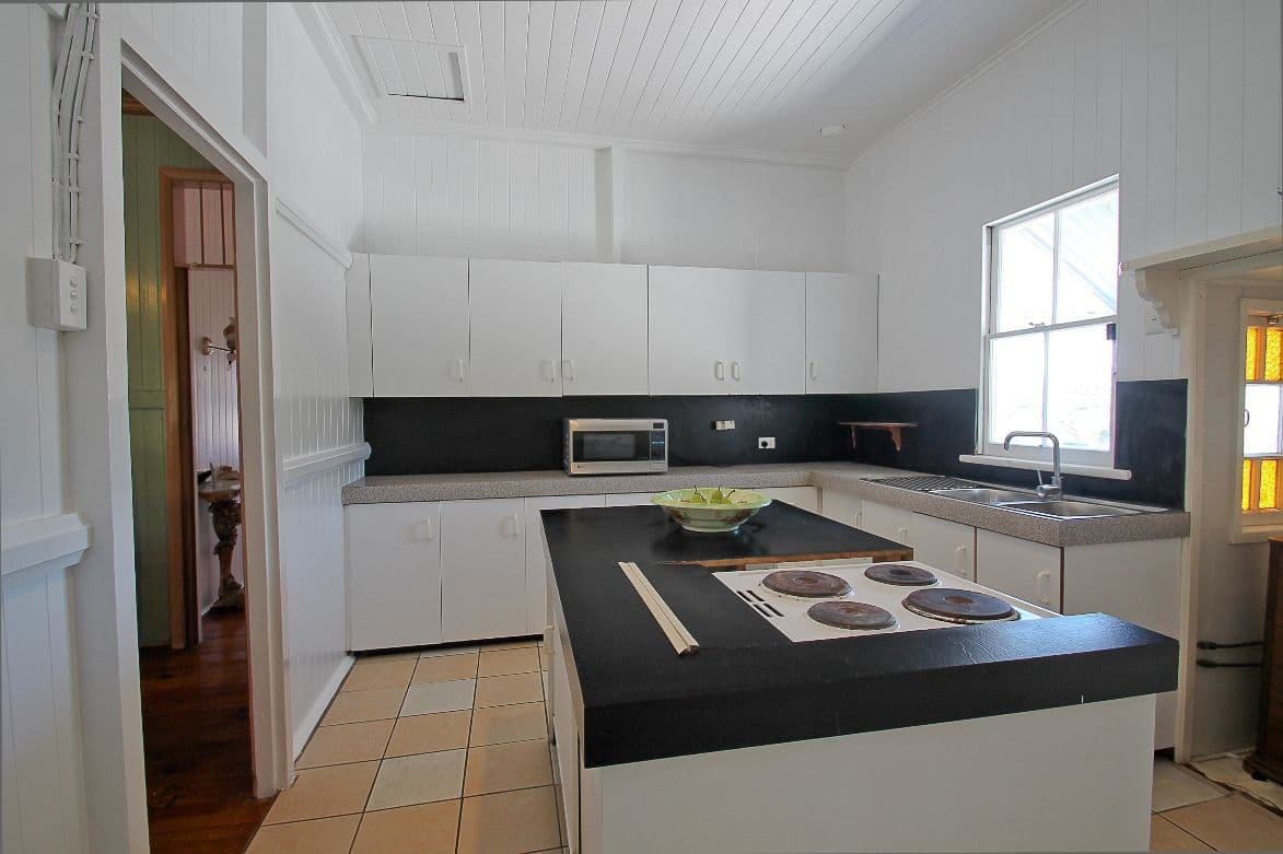 76 Francis Street, NORTH IPSWICH QLD 4305, North Ipswich - Thumbnail 2