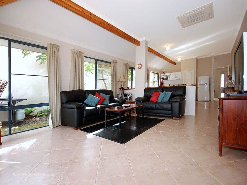 3 Wildflower Circle, ELLENBROOK WA 6069, Ellenbrook - Thumbnail 4