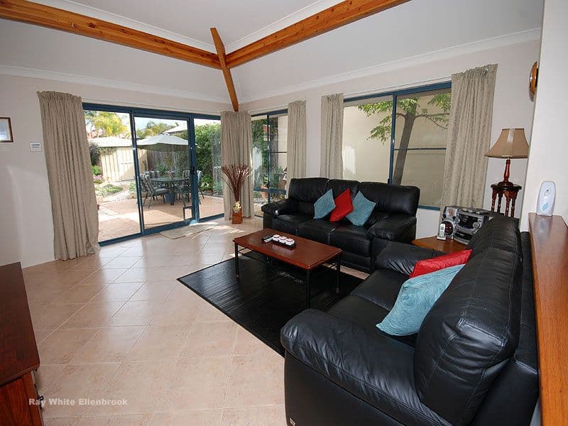 3 Wildflower Circle, ELLENBROOK WA 6069, Ellenbrook - Thumbnail 5