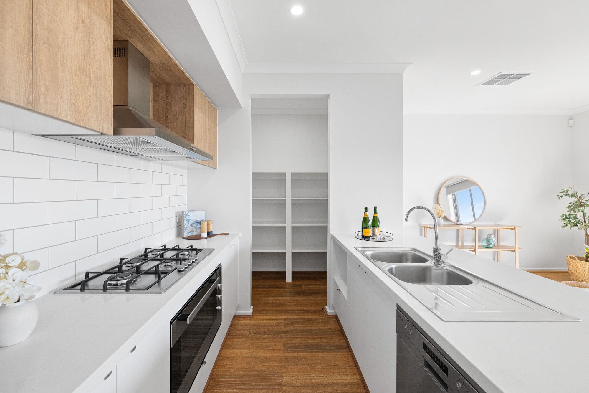 24 Mondegreen Close, Wyndham Vale VIC 3024, Wyndham Vale - Thumbnail 2