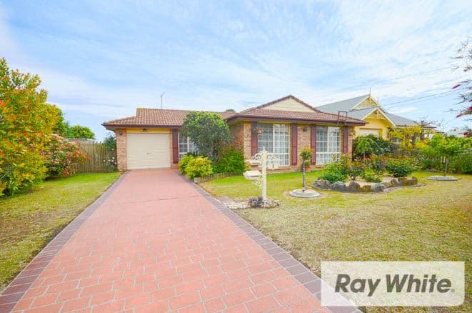 1 Janice Drive, TAHMOOR NSW 2573, Tahmoor - Thumbnail 2