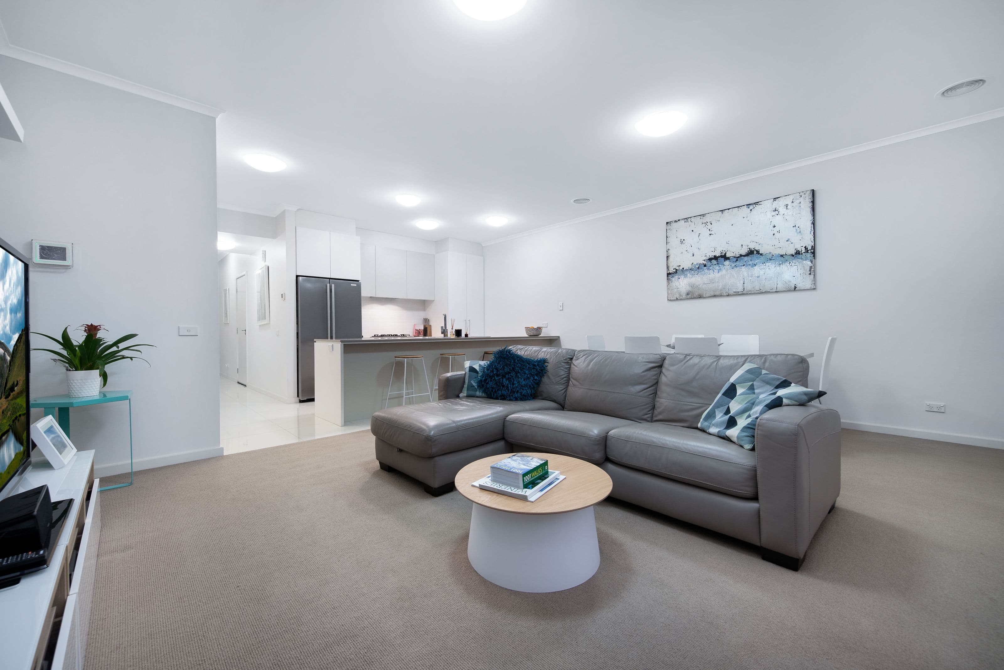 10 Richmond Circuit, Mulgrave VIC 3170, Mulgrave - Thumbnail 2