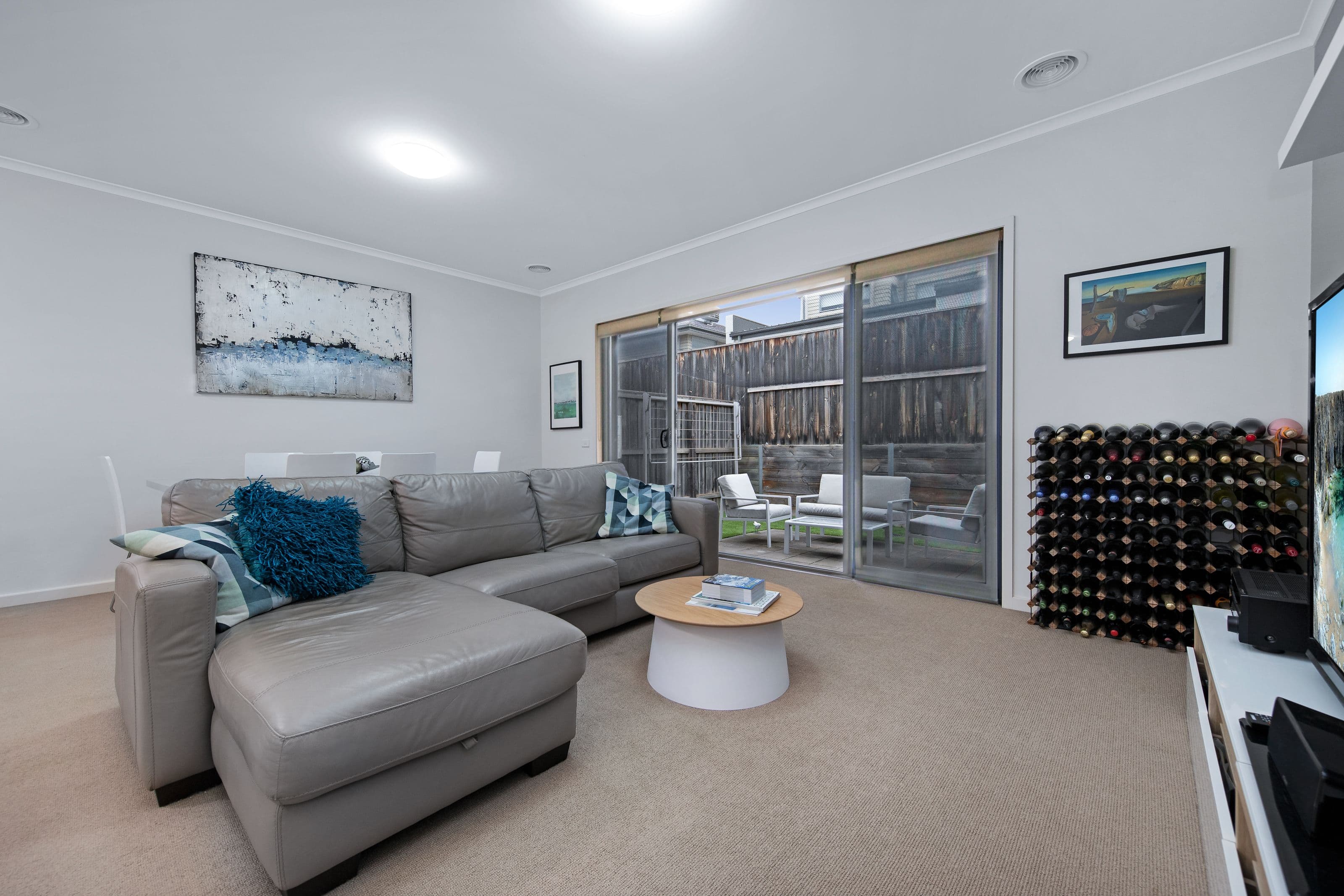 10 Richmond Circuit, Mulgrave VIC 3170, Mulgrave - Thumbnail 3