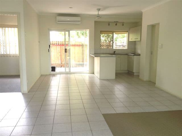 9 Portsea Crescent, KEWARRA BEACH QLD 4879, Kewarra Beach - Thumbnail 4