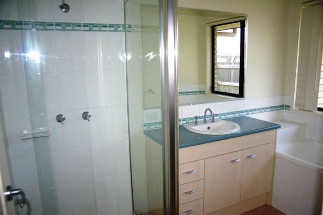 12 Peggy Road, BELLMERE QLD 4510, Bellmere - Thumbnail 6