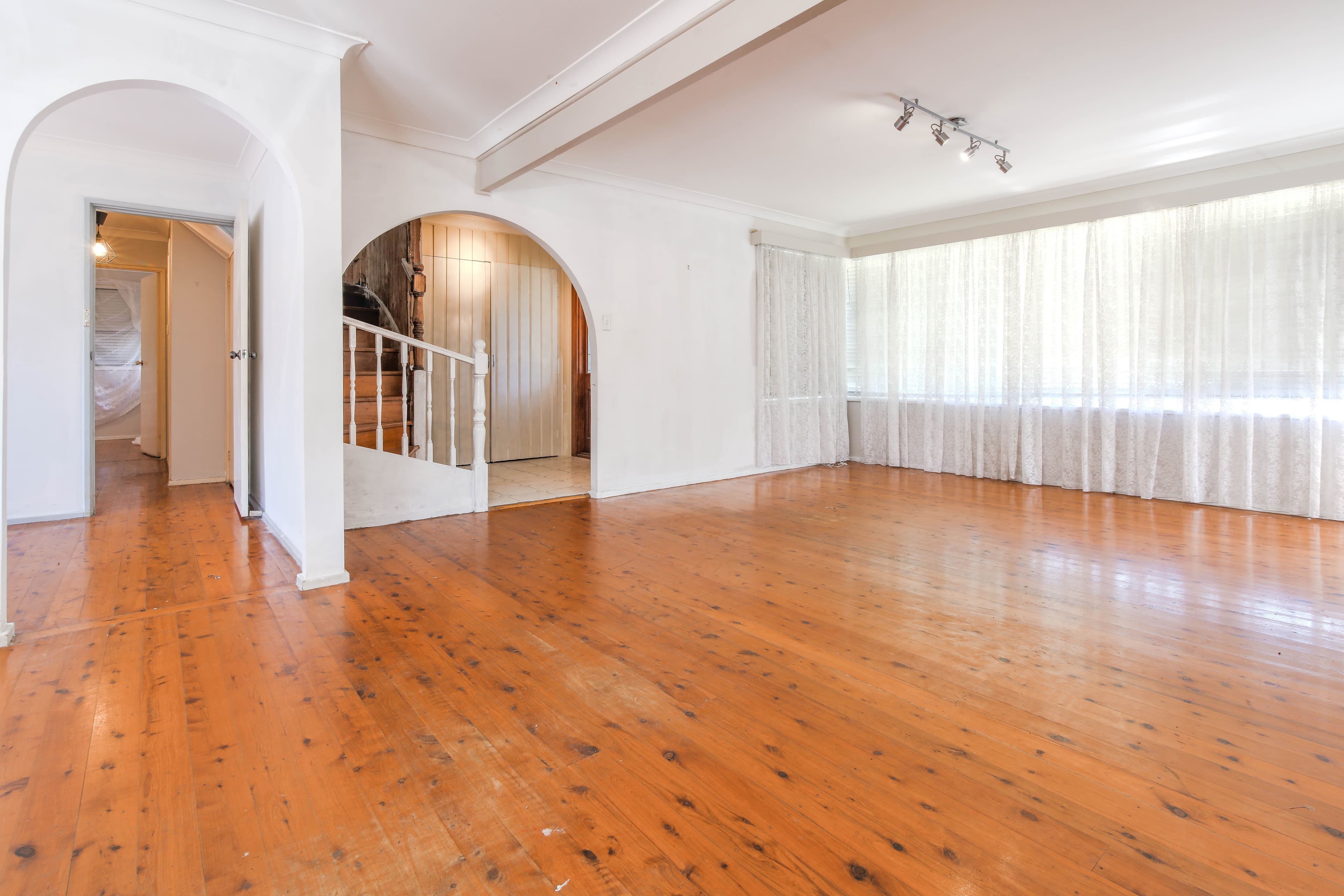 12 Avoca Avenue, Emu Plains NSW 2750, Emu Plains - Thumbnail 3