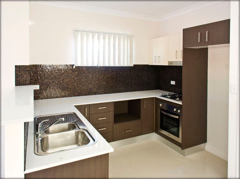 52 Helles Street, MOOROOKA QLD 4105, Moorooka - Thumbnail 2