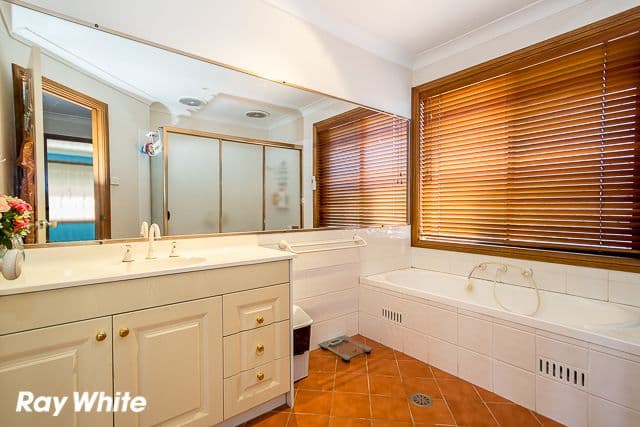 6 Salter Road, BOSSLEY PARK NSW 2176, Bossley Park - Thumbnail 5