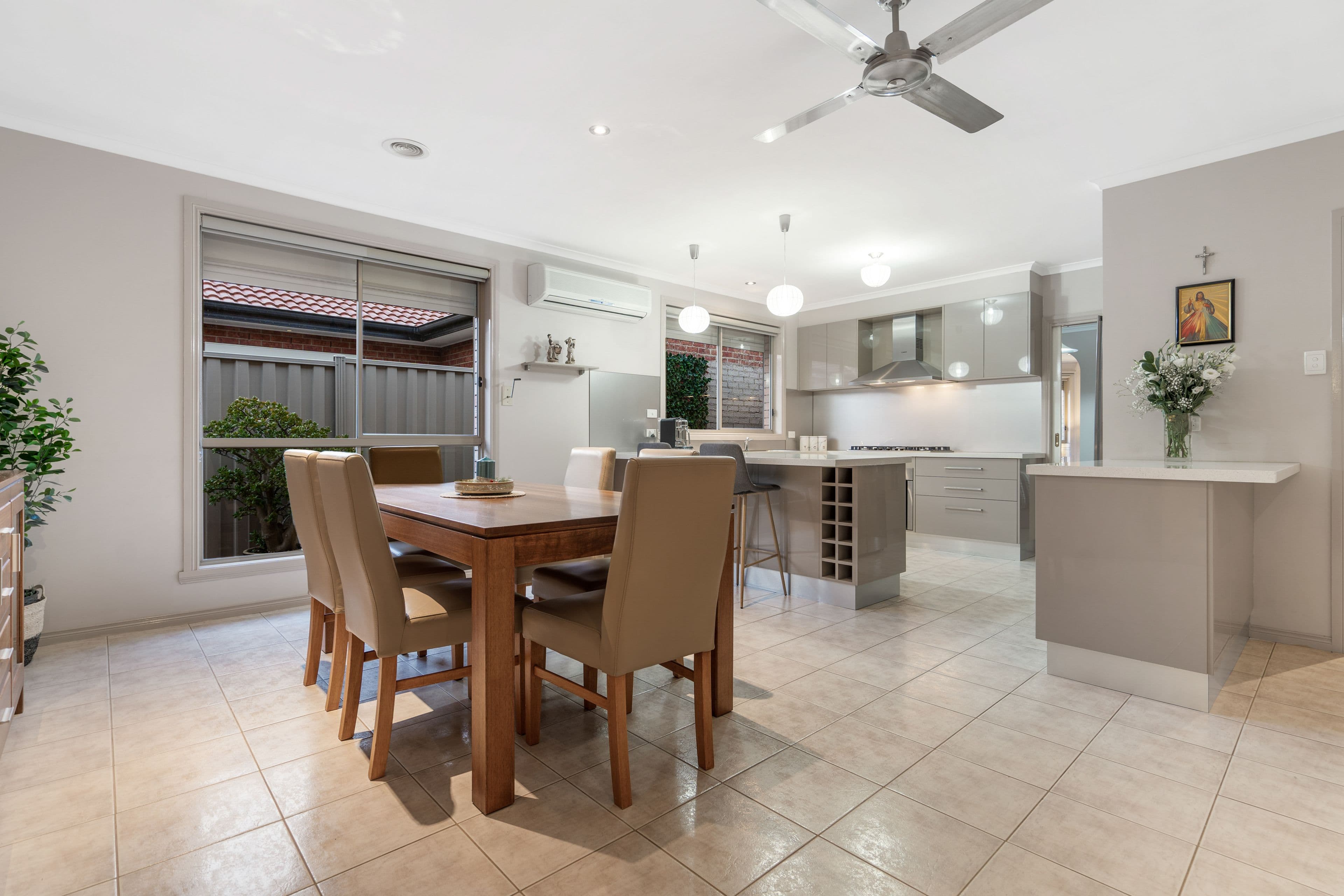 11 Elissa Way, St Albans VIC 3021, St Albans - Thumbnail 4